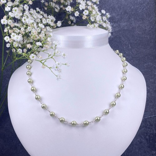 Mother pearl necklace - of,