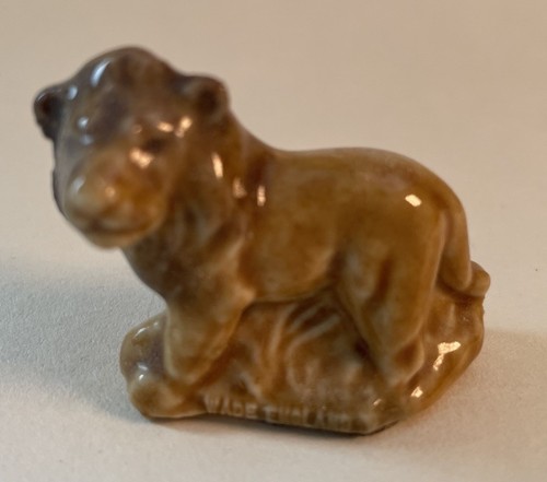 Lion whimsie issued - whimsie, (issued