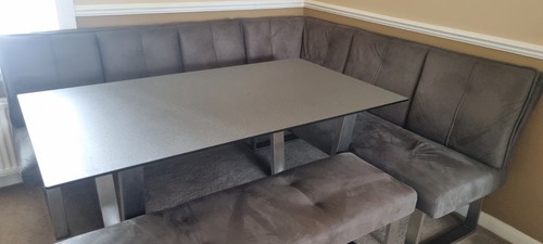 Corner dining seater - 8,