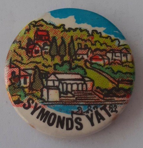 Button badge symonds yat - symonds,