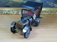 Musical Car Decanter Drink Dispenser Model T Ford 1918 Style