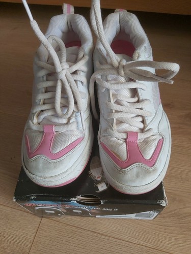 Girls white heelys skates - white,