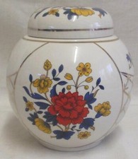 6.5" Vintage Arthur Wood Hand