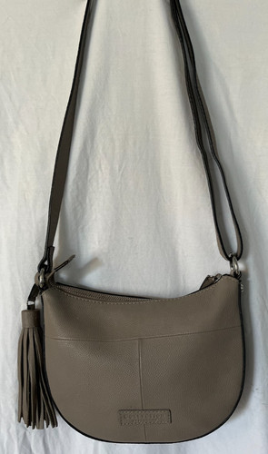 Light grey leather - light,