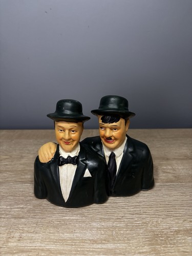 Laurel and hardy - laurel,