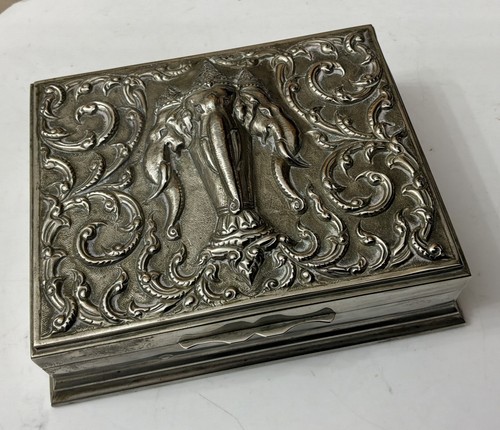 Vintage thai nakon siam - vintage,