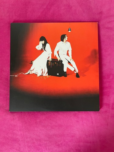 White stripes elephant - white,