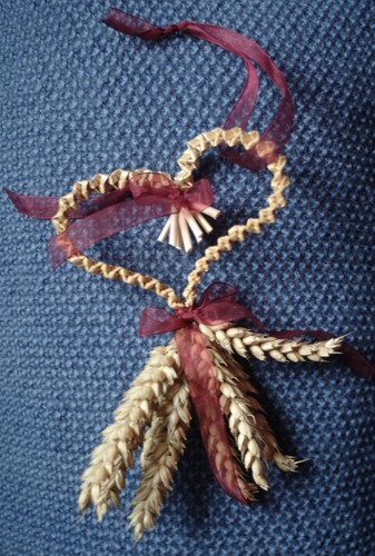 Straw heart favour rustic - favour,