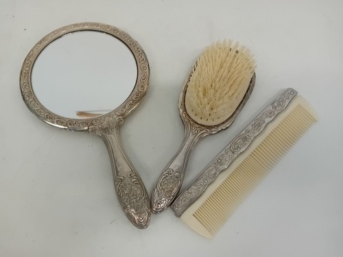 Vintage vanity set - vintage,