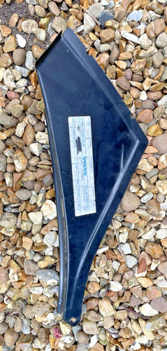 Volvo rear right tie plate - volvo, o/s