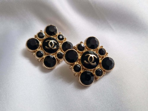 Lot two black - lot,