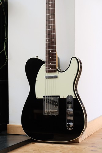 Fender japan telecaster custom - japan,