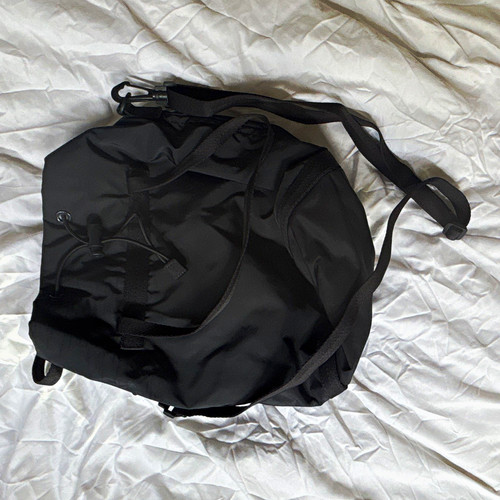 Uniqlo dark grey bucket - u,