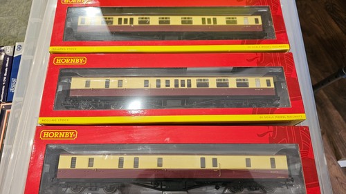 Hornby gwr hawksworth - 3, x