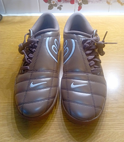 Nike total football boots - 90,