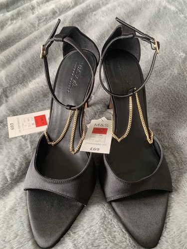Sienna miller black - m&s,