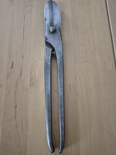 Gilbow tin snips vintage - tin, tool