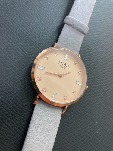 Limit womens wristwatch - womens,
