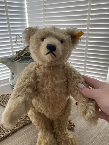 Steiff jointed mohair growler - jointed,
