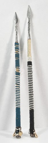 Two barbed stabbing spears - barbed,