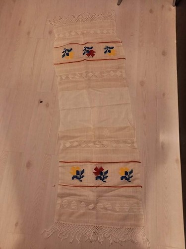 Hand made carpets antiques - hand,