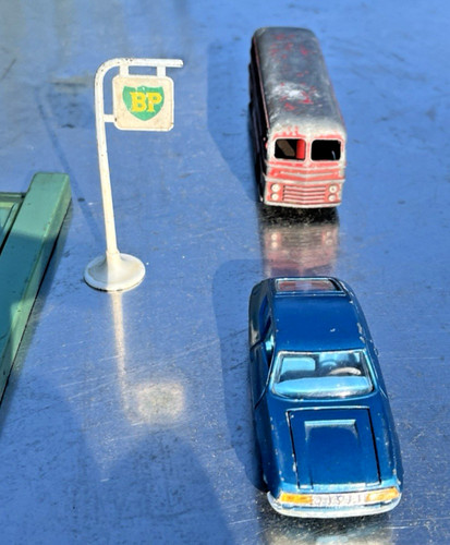 Matchbox service station - matchbox,