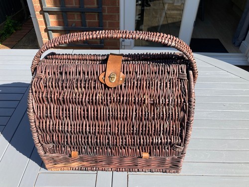 Vintage wicker picnic - vintage, basket