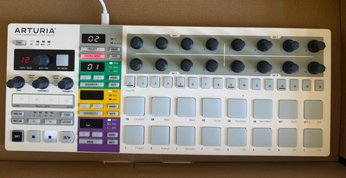 Arturia beatstep pro midi - arturia,