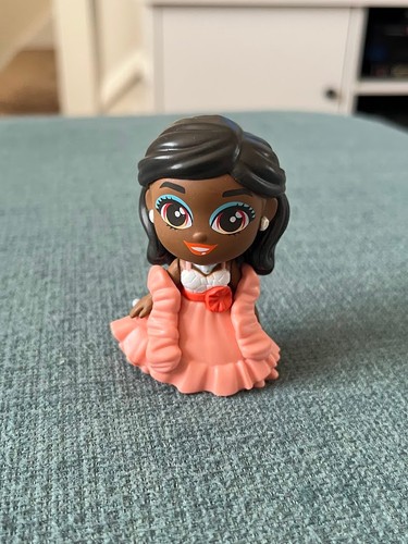 Peaches cream barbie funko - n,