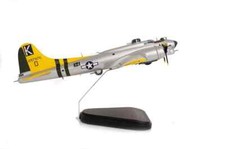 Bravo Delta Models B-17G Flying Fortress A Bit of Lace (Duxford) BD015 1/60