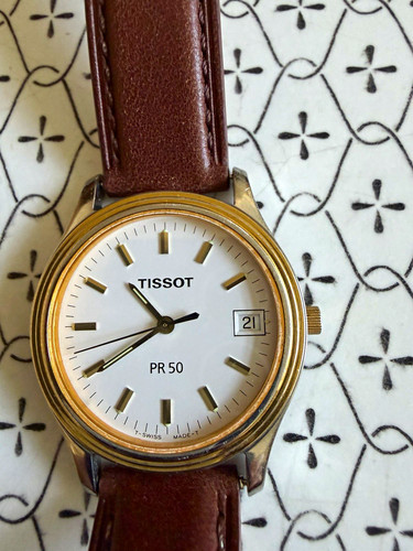 Tissot quartz wristwatch - 50,