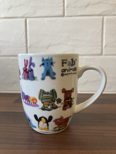 Bang the door - door, cup