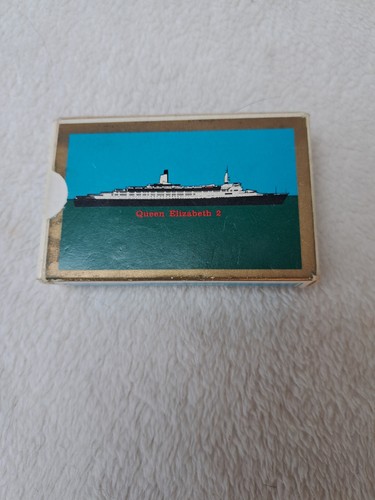 Vintage queen elizabeth qe2 - queen,