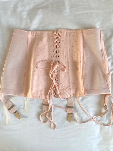 1940s salmon pink girdle - salmon,