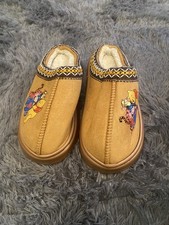 Ladies Winnie The Pooh Slip On