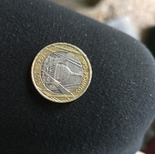Rare £2 Pound Coin 1945 2005