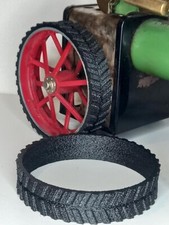 V Groove Tread Rear Tyres For