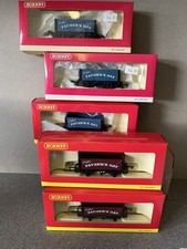 5 Hornby R6878 HAPPY FATHERS