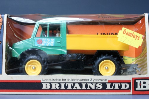 Britains farm 9569 merc - britains,