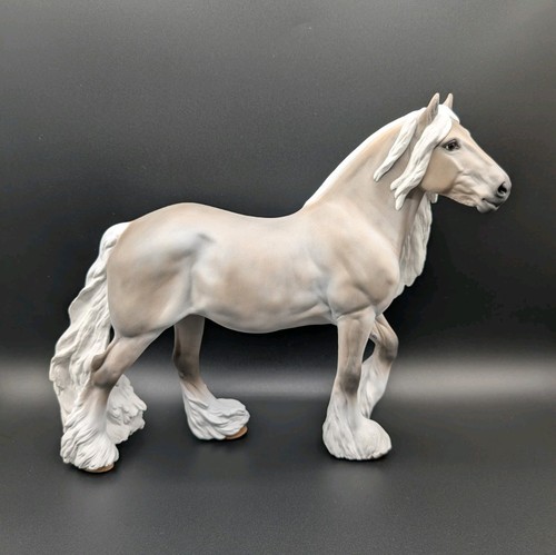 Breyer traditional horse - horse, •