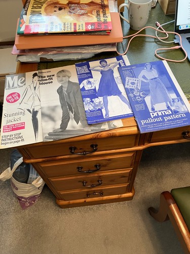 Four magazine pull out - magazine, pull-out