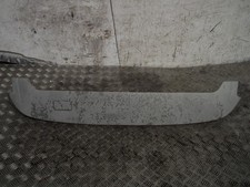 Nissan Elgrand Rear Spoiler
