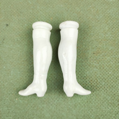 Antique porcelain doll lower