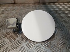 SUZUKI SWIFT SZ4 FUEL FLAP COVER 5DR 26U WHITE 2014