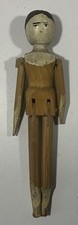 SMALL ANTIQUE GRODNERTAL JOINTED WOODEN PEG DOLLS HOUSE DOLL, 15.7cm TALL