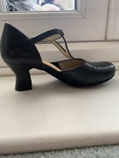 CAPEZIO Charlotte character