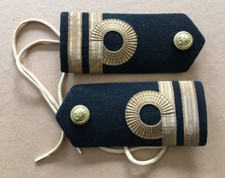 Royal Navy epaulettes for Lieutenant, King's Crown buttons, by Caplan