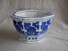 Vintage Medium Oriental Blue White Octagonal Planter, Footed Chinese Plant Pot