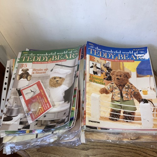 The wonderful world teddies - the, of