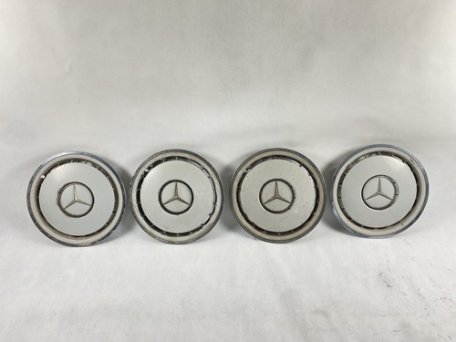 Hubcaps mercedes w124 - mercedes,